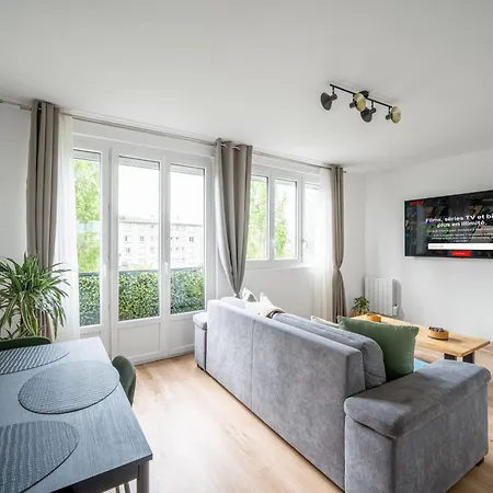 Apartament Giverny Claude Monet J.o., 2024 *